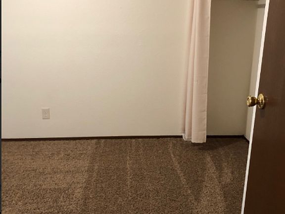 2nd image of 404 27th St SE APT 8