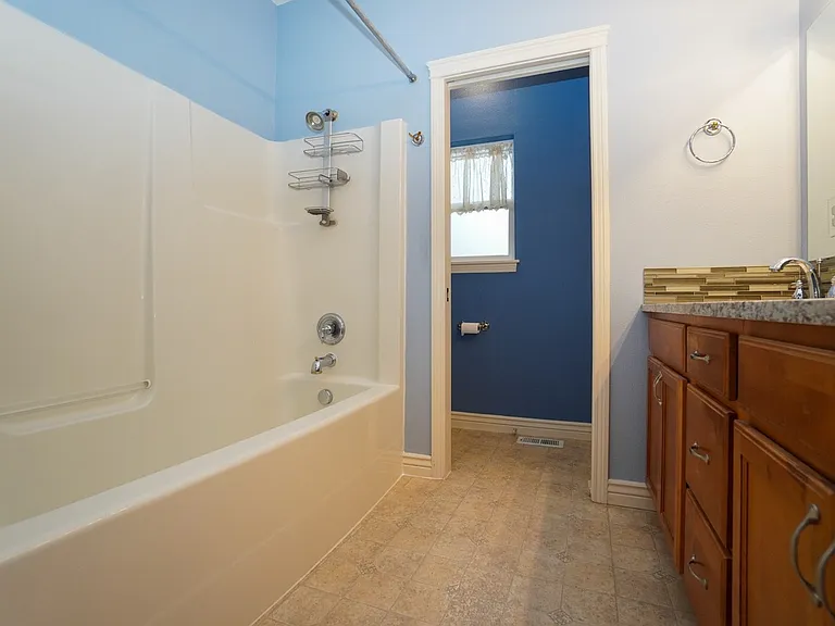 1917 W Marten Creek Dr — Photo 31