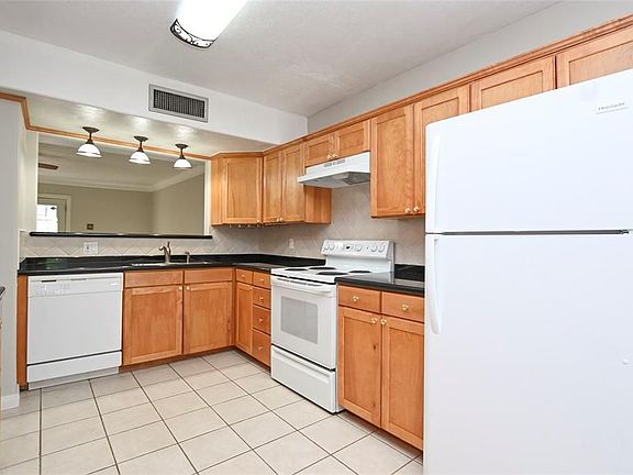 5th image of 5239 Arboles Dr APT P