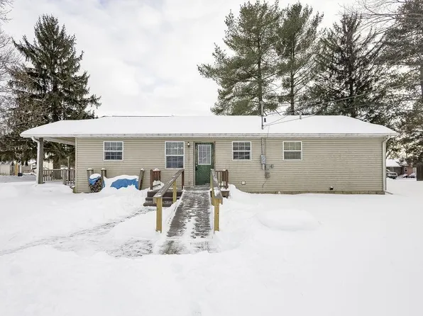 9 South St, Danville, OH 43014