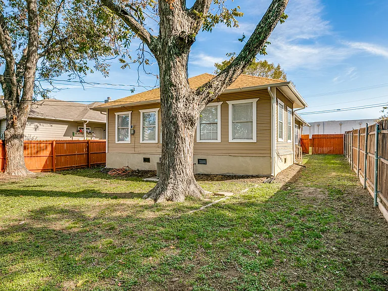 2633 S Denley Dr — Photo 23