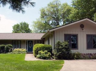 770 Drury Rd, Carbondale, IL 62902