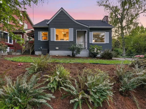 6303 SE 15th Ave, Portland, OR 97202