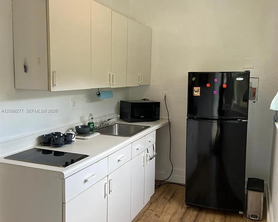 517 SW 4th Ave #2