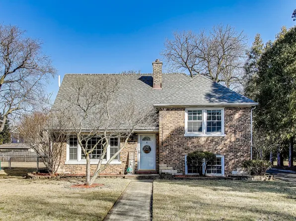 1112 Southport Ave, Lisle, IL 60532