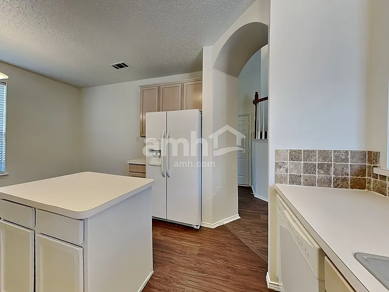 5820 Vista Glen Ln — Photo 5