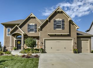 2360 SW Deer Run Rd, Lees Summit, MO 64082