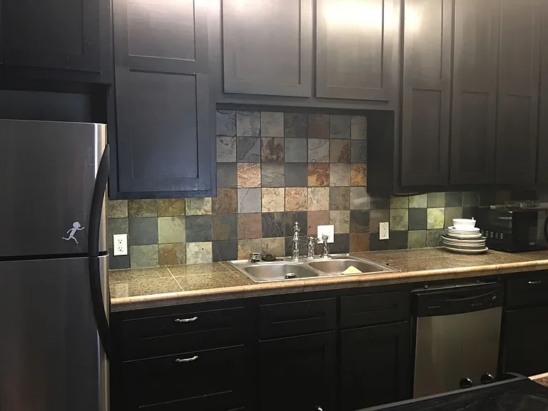 31 E Center St — Photo 15
