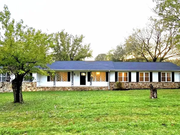 42 Woodland Ave, Trinity, AL 35673