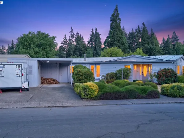 21986 Laurel Ave NE, Aurora, OR 97002