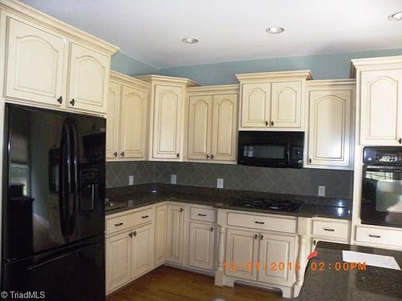 3rd image of 8205 Christophers Dr