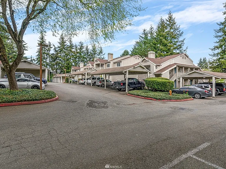215 100th St SW #D305 — Photo 18
