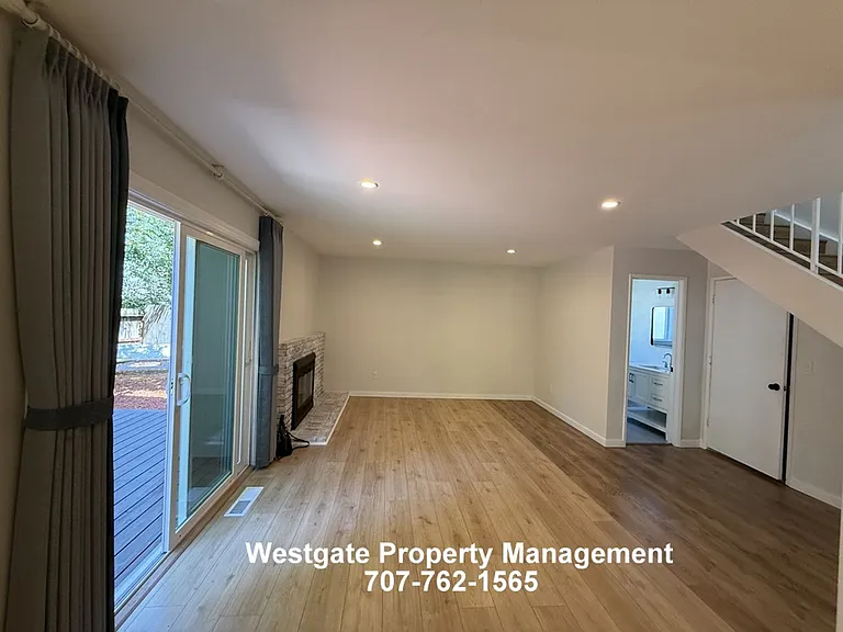 4367 Gloria Ct — Photo 7