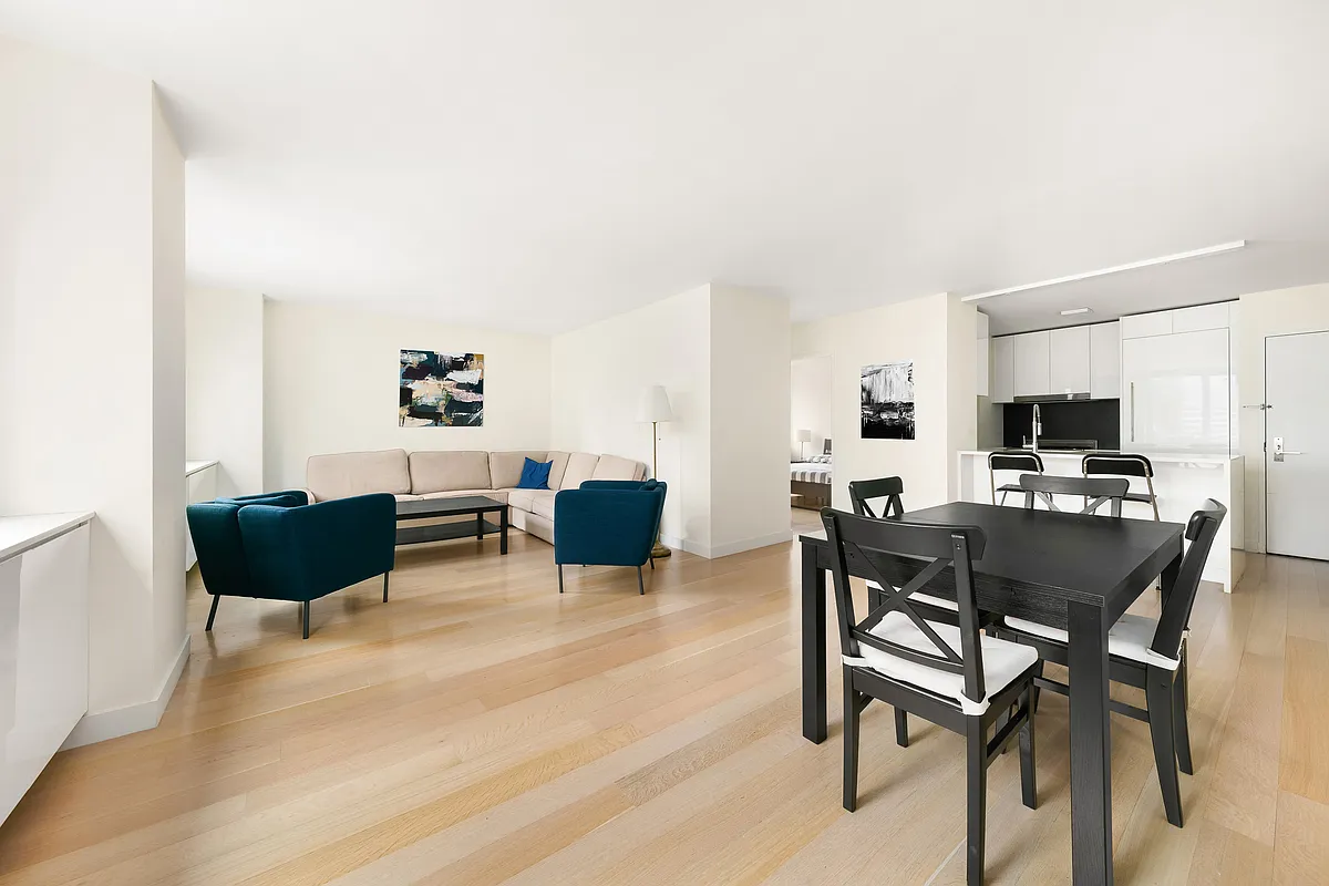 301 West 53rd St Unit 19K  