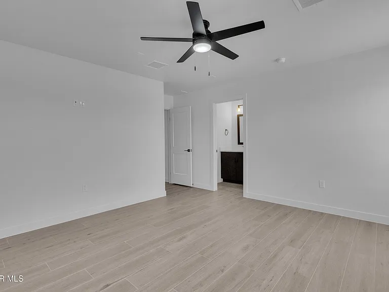 5981 Ruidoso Downs St — Photo 24