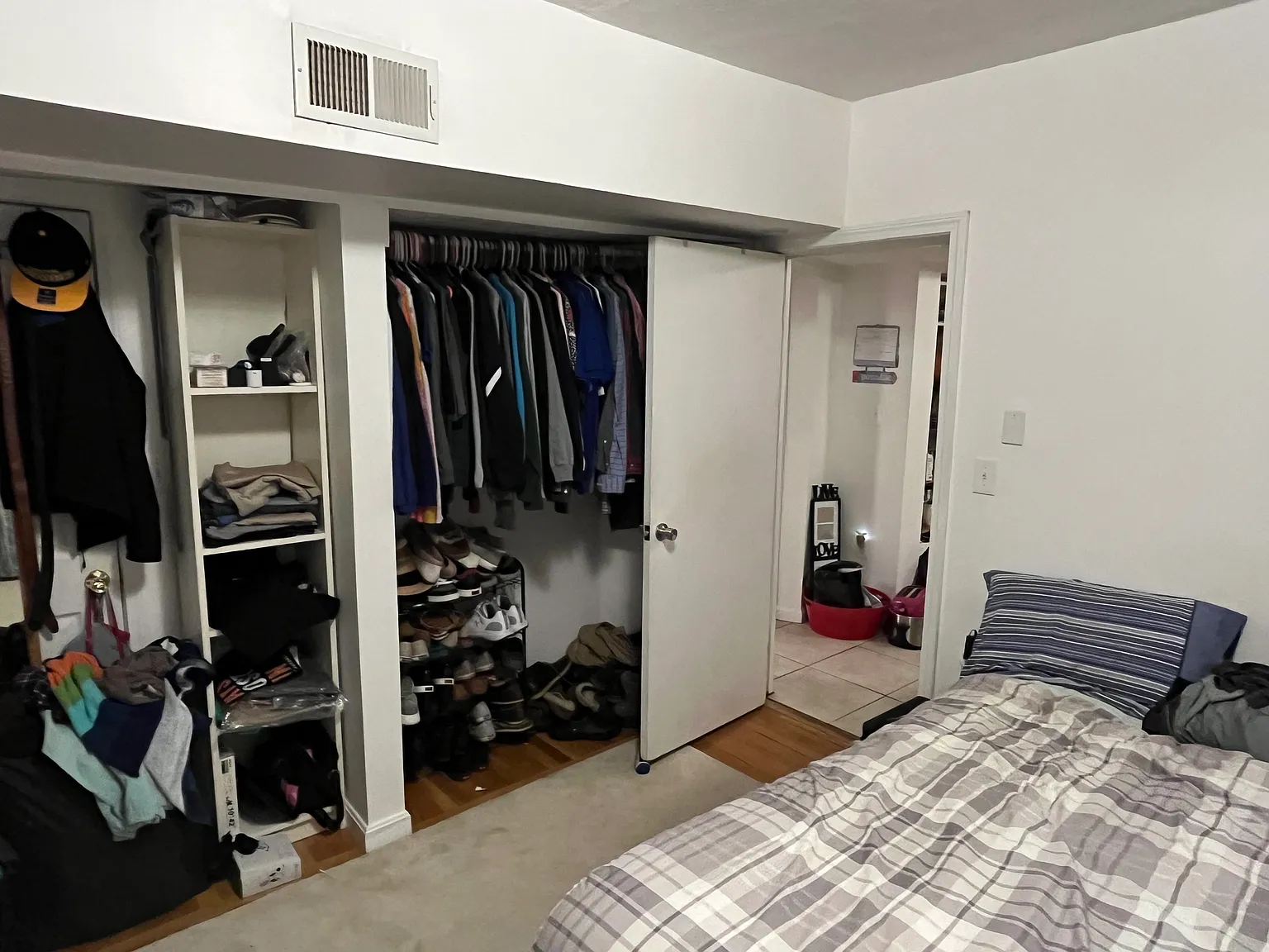 2 bed, 2775 sqft, $3,000 — Photo 4