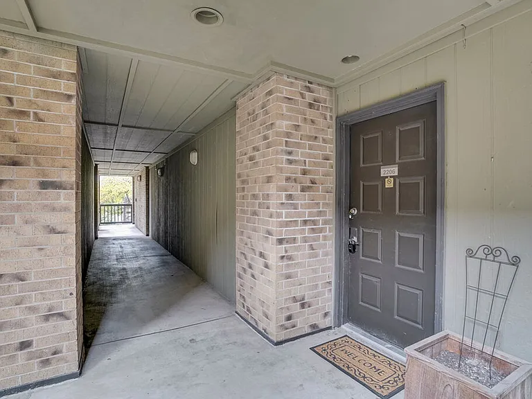 8888 Tallwood Dr #2206 — Photo 2