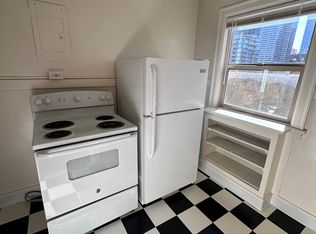 1019 Terry Ave APT 412, Seattle, WA 98104