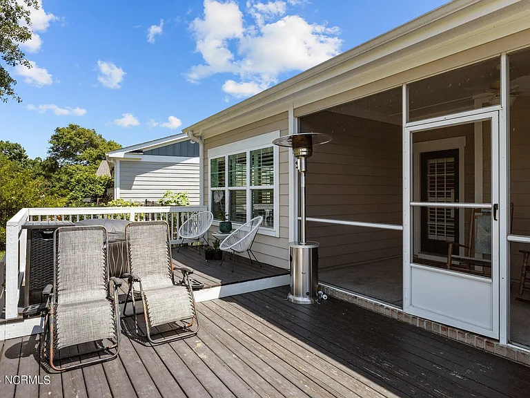 107 Bogue Harbor Ct — Photo 37