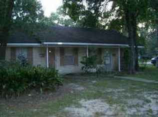 1509 N Roberson St, Conroe, TX 77301