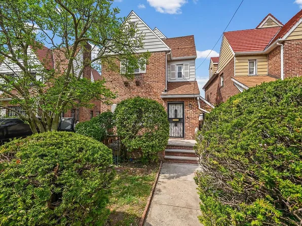 13146 227th St, Springfield Gardens, NY 11413