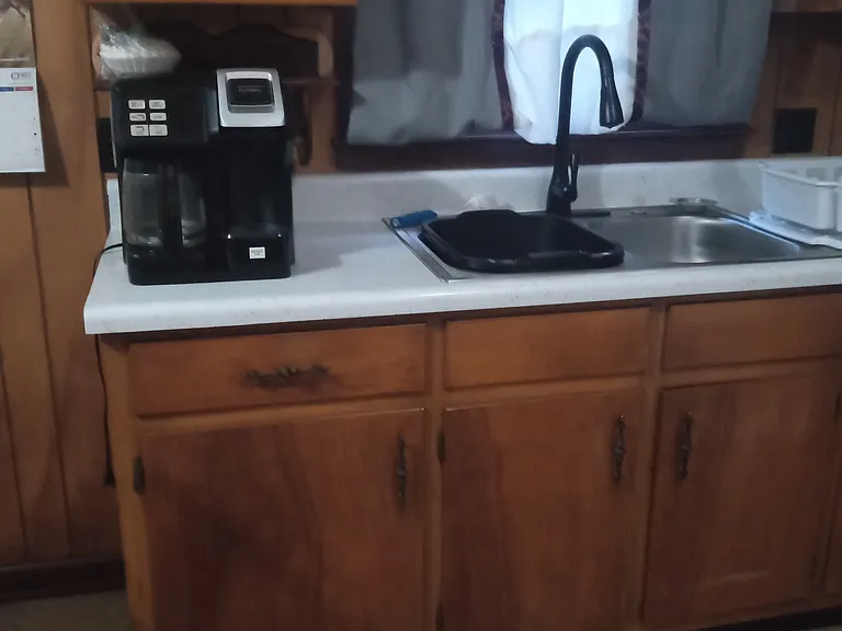 fully furnished kitchen.