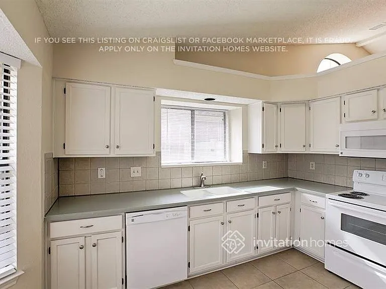 1504 Mountain Side Dr — Photo 9