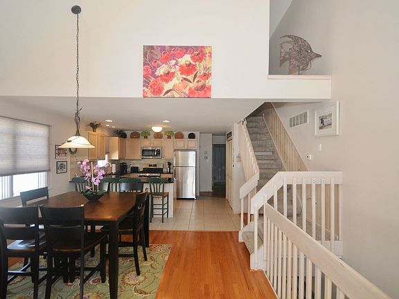 4th image of 139 58th St #West
