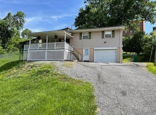 61 Marie St, West Union, WV 26456