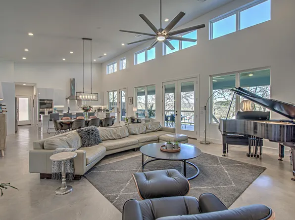 3819 Lakeview Drive, Cottonwood Shores, TX 78657