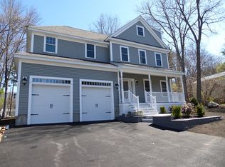 19 Alcine Ln, Burlington, MA 01803