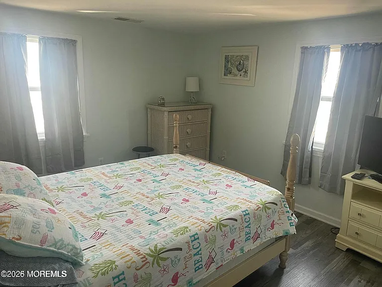 1510R Bay Blvd #2 — Photo 10