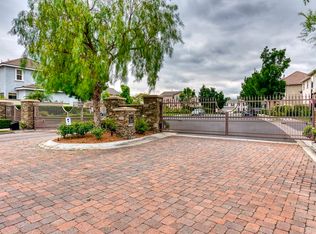 26971 Cape Cod Dr, Santa Clarita, CA 91355