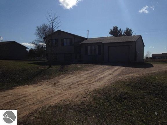 2nd image of 1844 W Curry Dr
