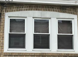 1334 Chase St, Camden, NJ 08104