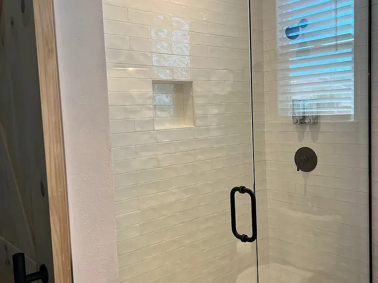 408 Riverview Dr — Photo 15
