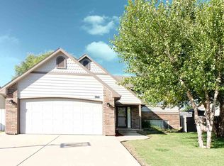 300 Valley Park Dr, Valley Center, KS 67147