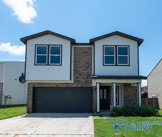 1st image of 3215 Avalon Lake Dr