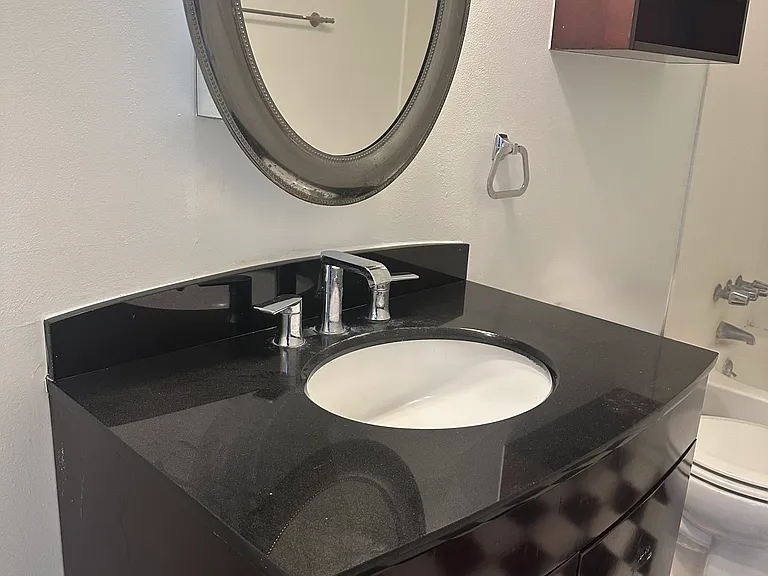5101 Annunciation St #5101 — Photo 10