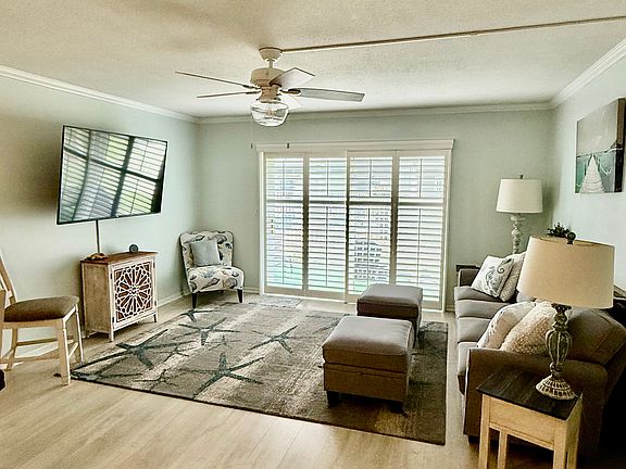 4th image of 2820 Ocean Shore Blvd
