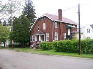 135 W Garrett St, Somerset, PA