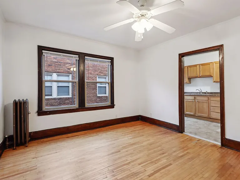 1712 Grand Ave — Photo 4