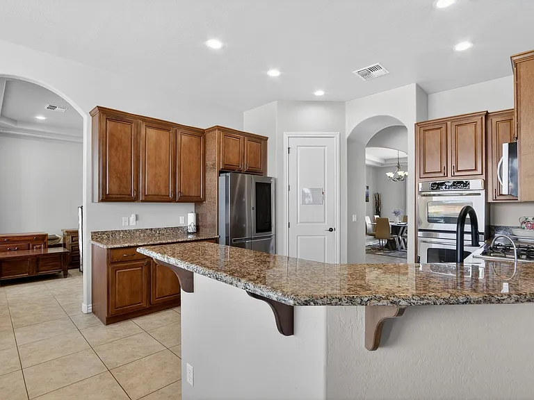 5317 E Lonesome Dove Trl — Photo 4