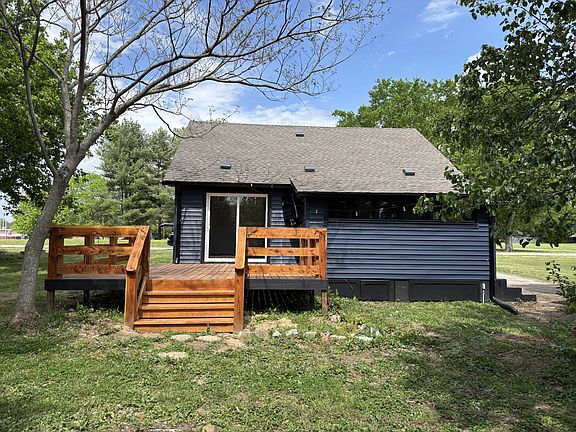 3rd image of 206 Wakefield Ave