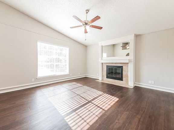 5th image of 2021 Glenbrook Meadows Dr