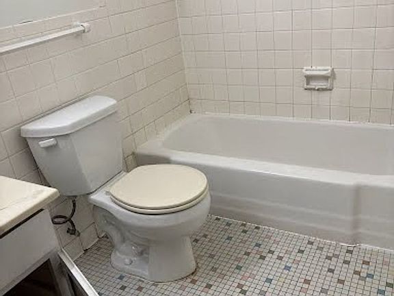 5th image of 8350 Fremont Ave S APT 302