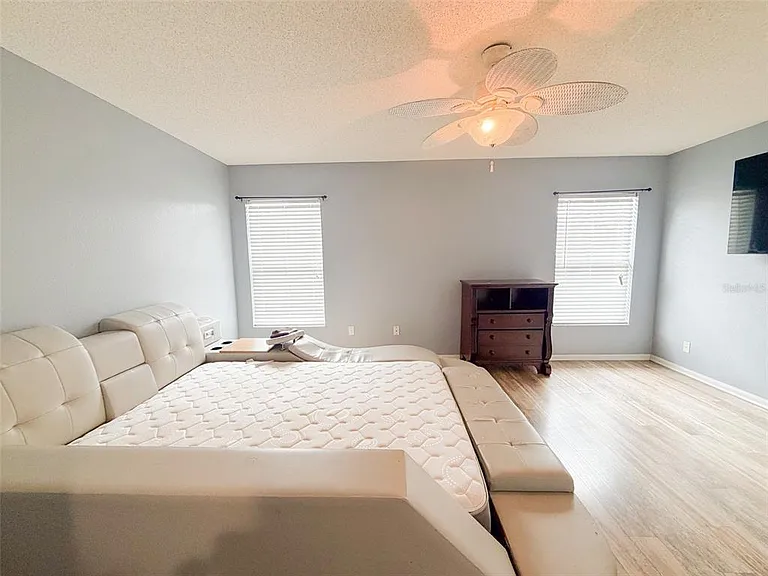 503 Everest Way — Photo 14