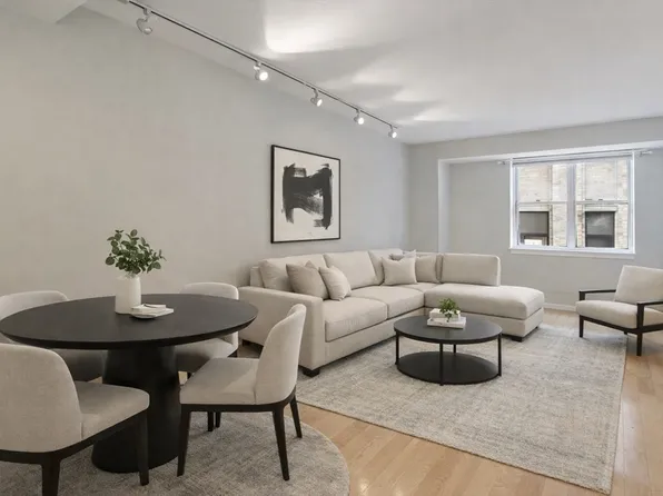 170 Tremont St APT 905, Boston, MA 02111