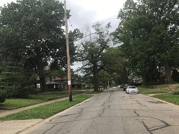4th image of 10936 Drexel Ave