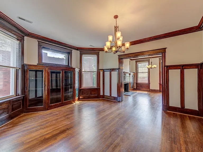 5779 Pershing Ave — Photo 13